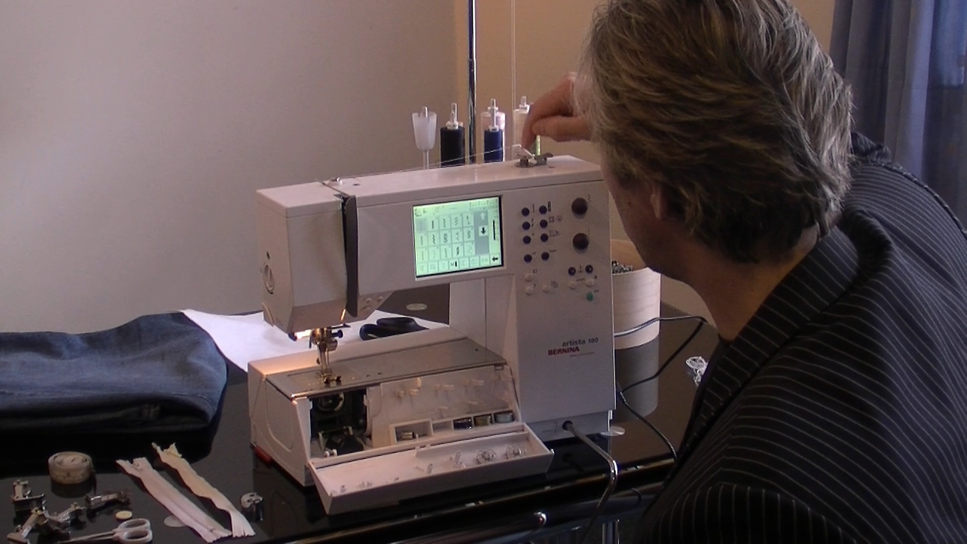 threading a sewing machine is easy with the help of our specially ceated online sewing classes. #onlinesewingclasses.